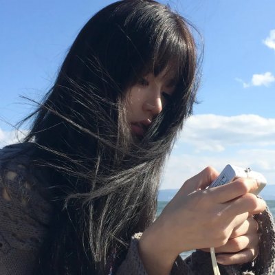 在此一群